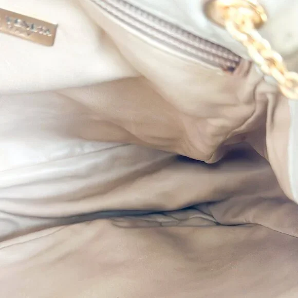 Bottega Veneta Shoulder Bag - Picture 13 of 16